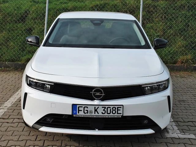 Opel Astra Hybrid Innovation