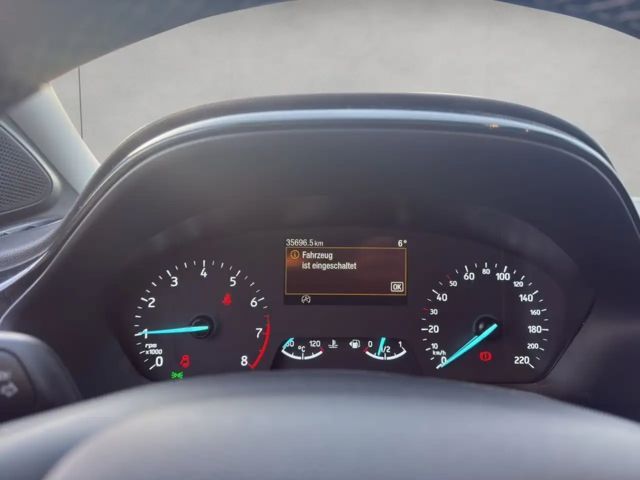 Ford Puma EcoBoost Titanium