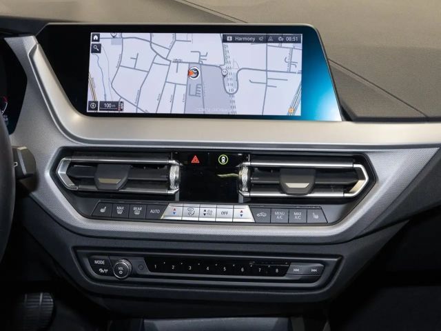 BMW 118 118d Advantage pakket Sedan