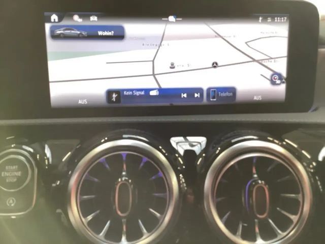 Mercedes-Benz CLA 200 AMG Line Coupé