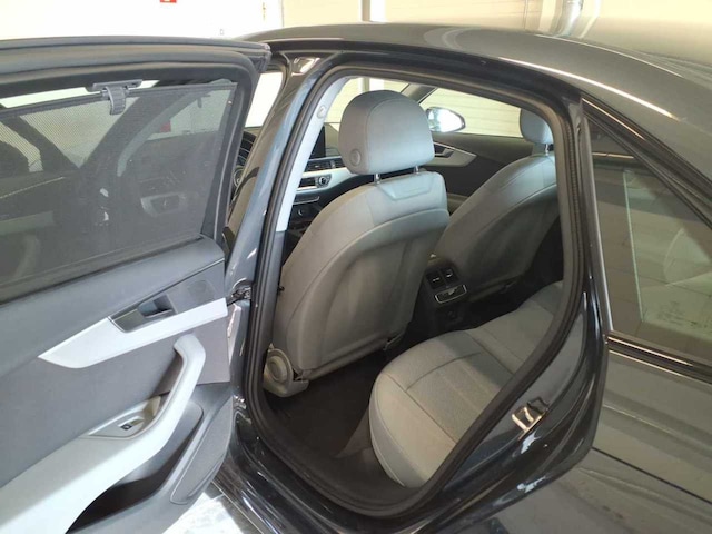 Audi A4 40 TDI S-Tronic Sedan