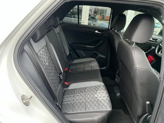 Volkswagen T-Roc 1.5 TSI DSG R-Line