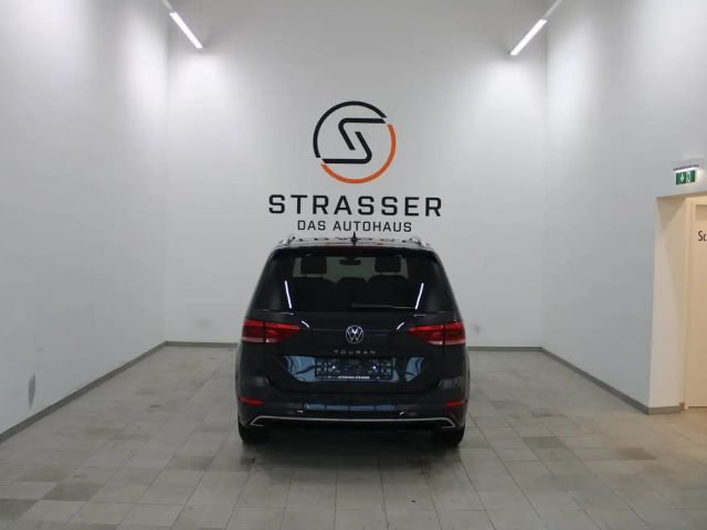 Volkswagen Touran DSG R-Line
