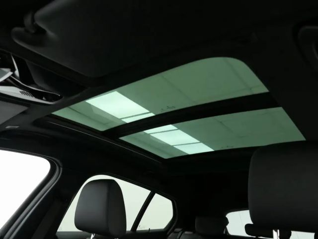 BMW 118 118d M-Sport Sedan