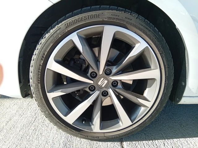 Seat Leon 1.5 eTSI FR-lijn