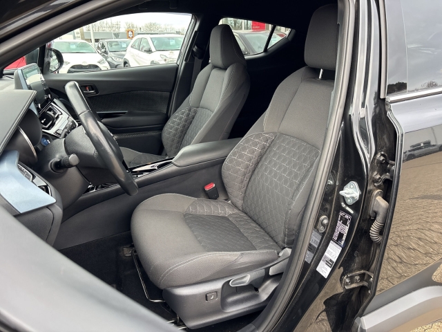 Toyota C-HR 5-deurs Team D