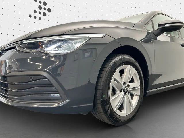 Volkswagen Golf DSG Life Variant e-Golf