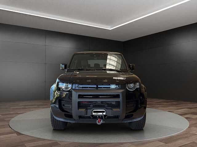 Land Rover Defender 90 Dynamic SE