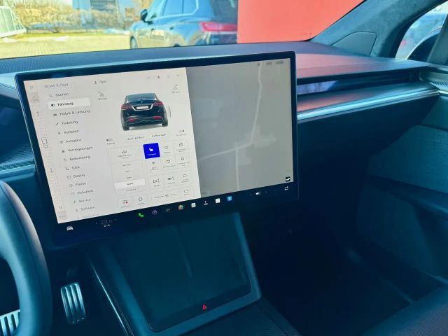 Tesla Model X Plaid