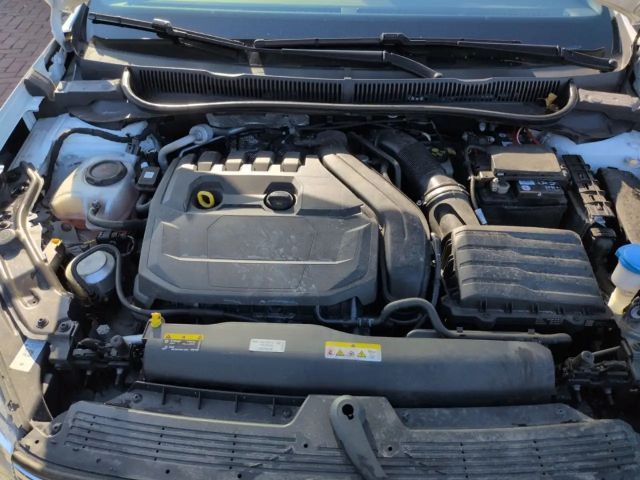 Volkswagen Taigo 1.5 TSI R-Line