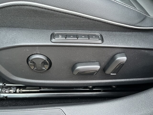 Volkswagen Golf 2.0 TDI Golf VIII