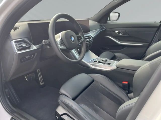 BMW 330 330i M-Sport Sedan xDrive