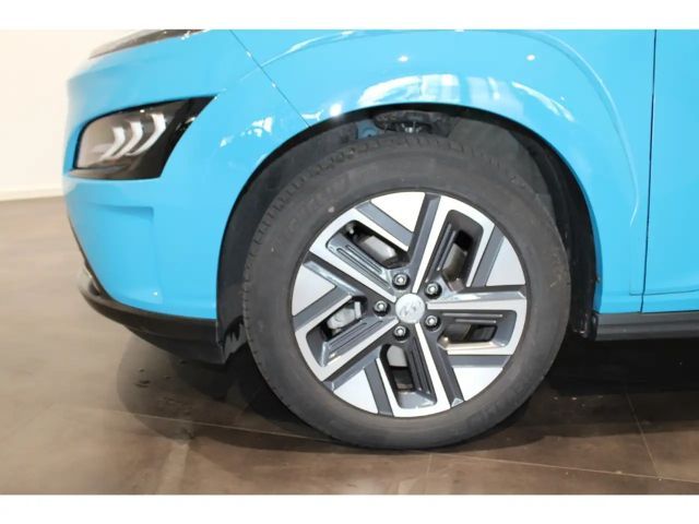 Hyundai Kona ''Trend'' Navi Parksensoren Klimaautomatik Sitzhei