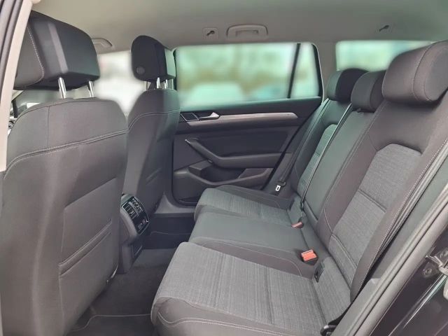 Volkswagen Passat 2.0 TDI Business DSG Variant