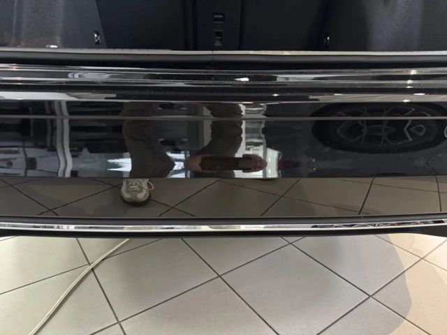 Volkswagen Golf 1.5 TSI Golf VIII Variant