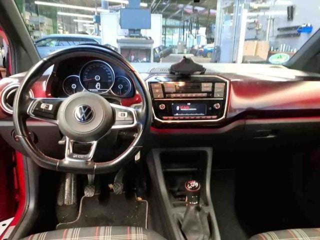 Volkswagen up! GTI