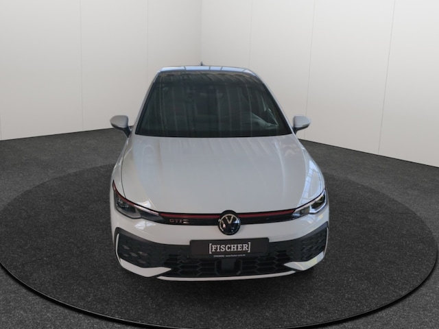 Volkswagen Golf 2.0 TSI DSG Golf VIII