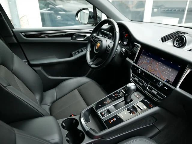 Porsche Macan S