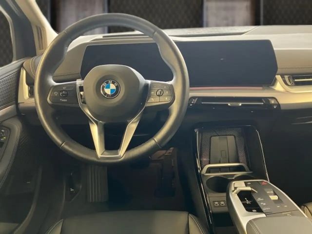 BMW 218 218d Active Tourer Sedan