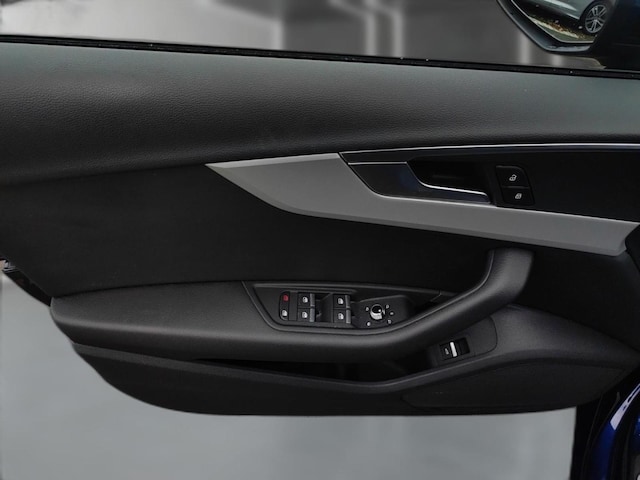 Audi A4 35 TFSI Avant S-Tronic