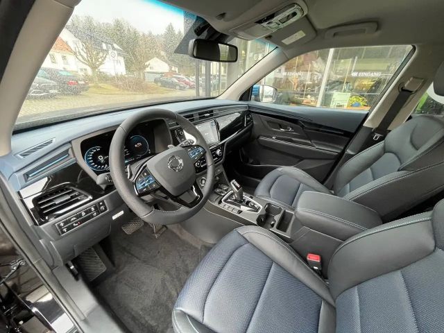 SsangYong Korando e-Motion TITANIUM +LEDER+ABSTANDSPILOT