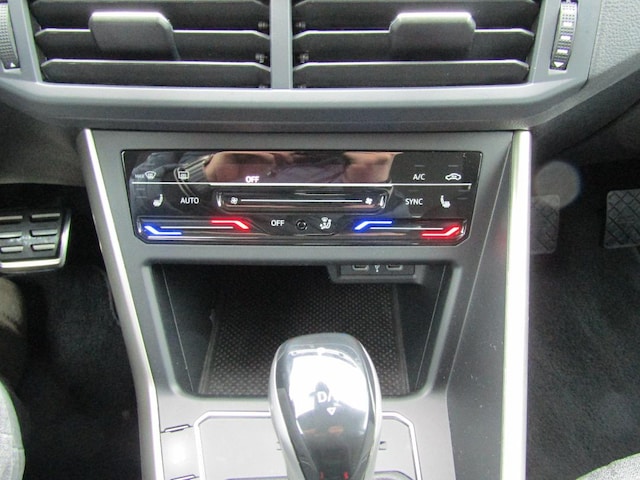 Volkswagen Polo 1.0 TSI DSG IQ.Drive