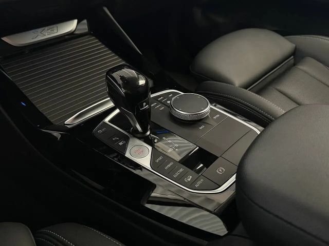 BMW X3 xDrive30e