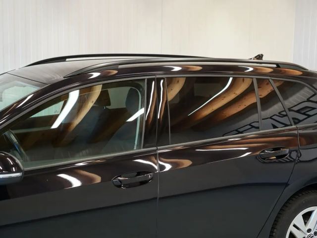 Volkswagen Golf 1.0 TSI Variant