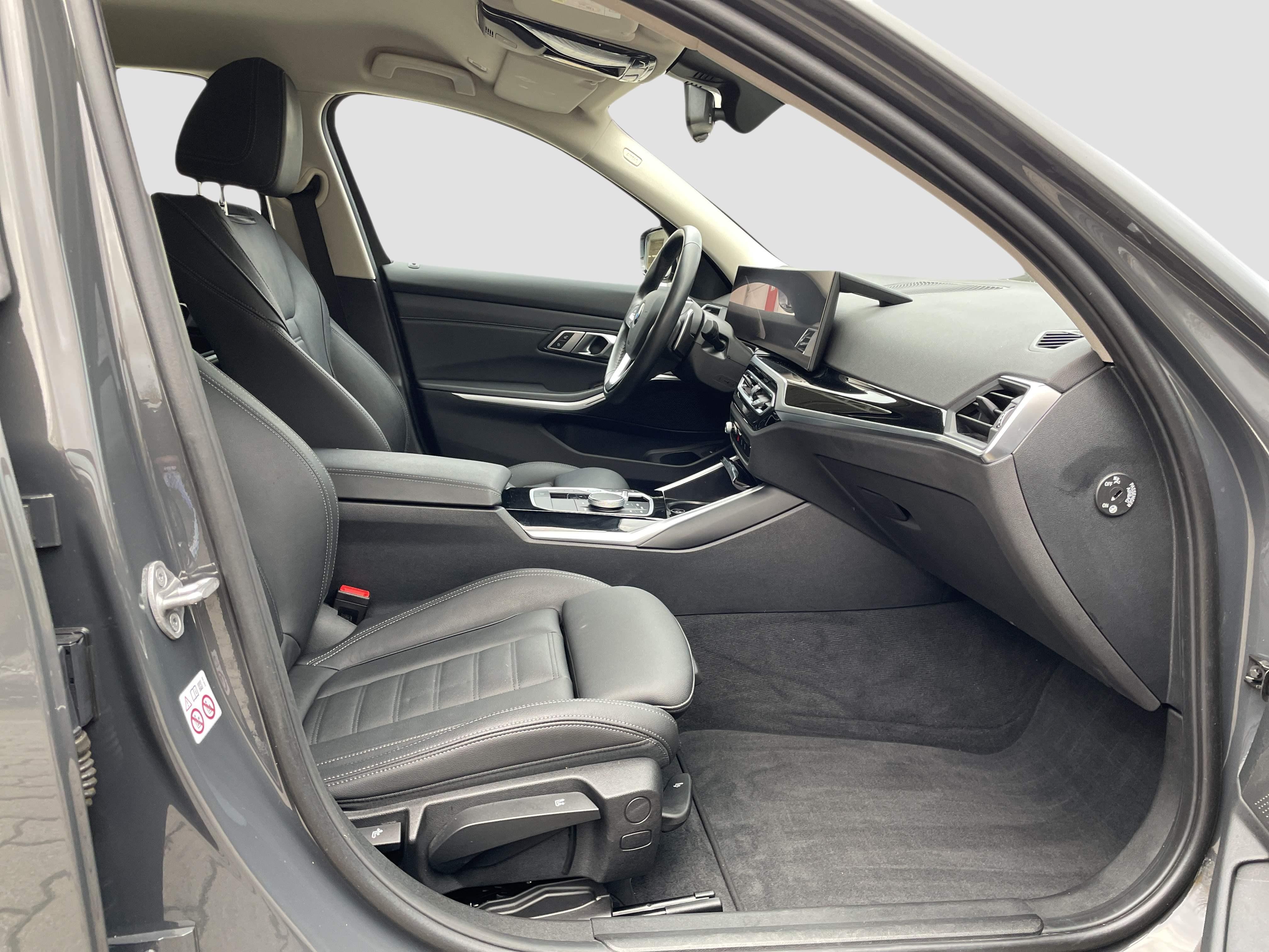 BMW 320 320i Touring