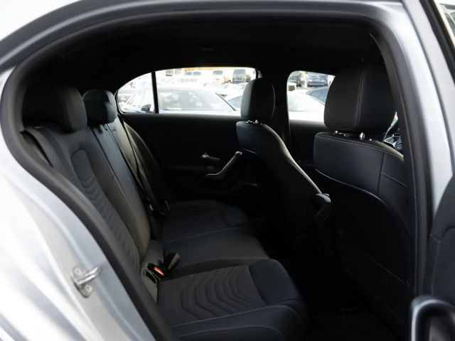 Mercedes-Benz A 180 Progressive