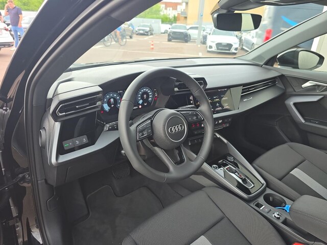 Audi A3 30 TFSI S-Tronic Sportback