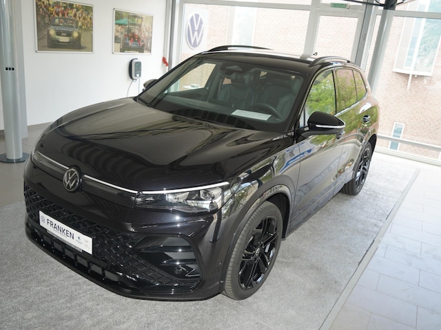 Volkswagen Tiguan R-Line Style