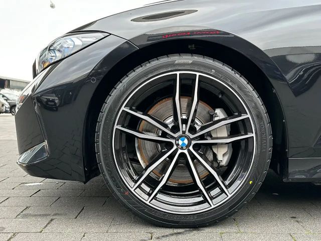BMW 330 330d M-Sport Touring xDrive