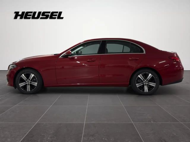 Mercedes-Benz C 180 AVANTGARDE Sedan