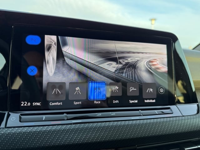 Volkswagen Golf 2.0 TSI Golf VIII