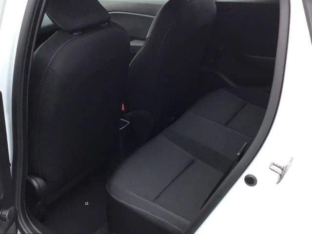 Mitsubishi Colt Basis  1,0 l Benziner 5MT