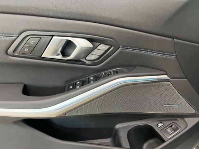 BMW 330 330e M-Sport Touring