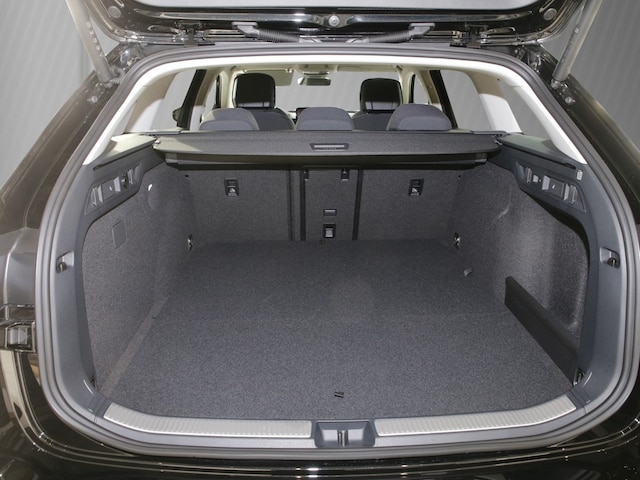 Skoda Superb 1.5 TSI Combi Selection iV