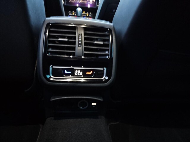 Volkswagen Passat 2.0 TDI 4Motion BMT Variant