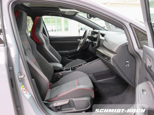 Volkswagen Golf 2.0 TSI GTI