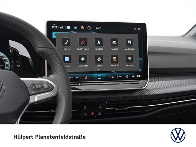 Volkswagen Golf 1.5 eTSI Golf VIII R-Line