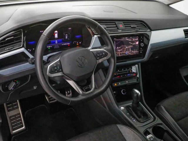 Volkswagen Touran 1.5 TSI DSG