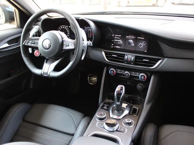 Alfa Romeo Giulia Turbo