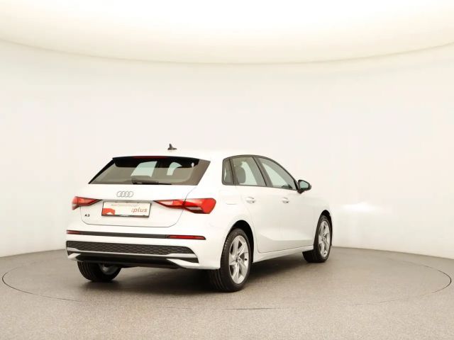 Audi A3 30 TDI Sedan