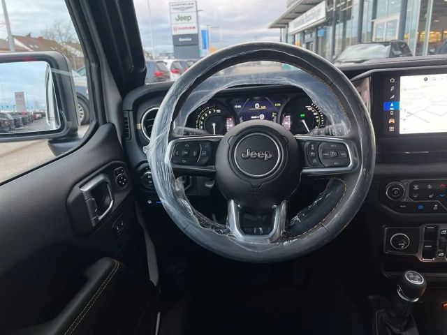 Jeep Wrangler Sahara