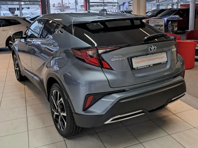 Toyota C-HR Hybride Team D