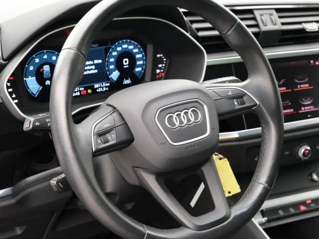 Audi Q3 35 TFSI