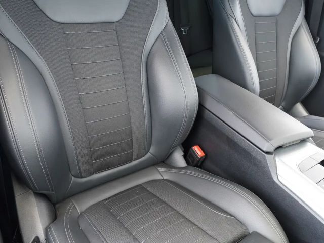 BMW 330 330e Sport Line Touring