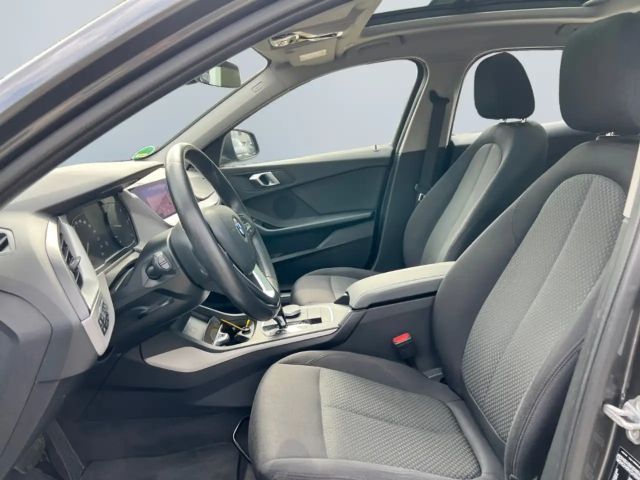 BMW 118 118d Advantage pakket Sedan