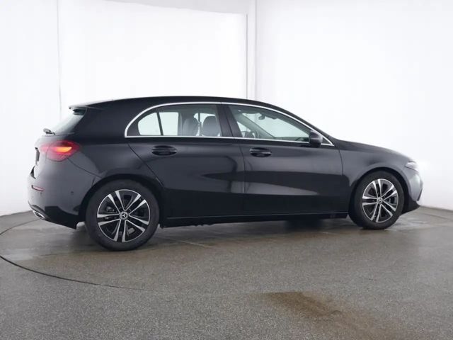 Mercedes-Benz A 180 Progressive